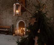 zdjęcie przedstawiające wnętrze cerkwi w Łopience